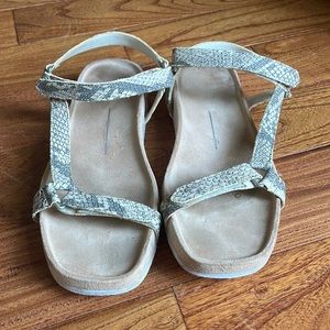 Dolce Vita Sandals